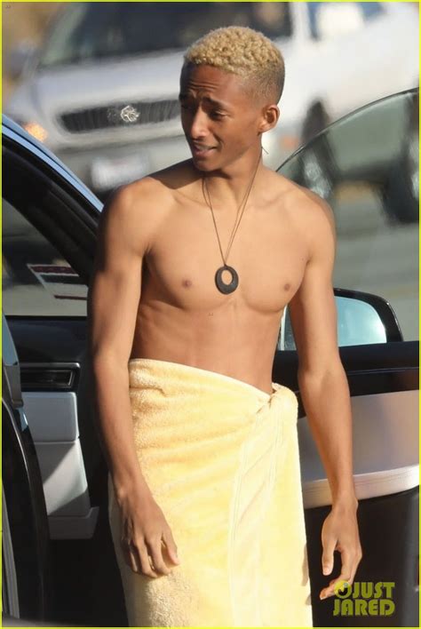 Jaden Smith Shows Off Shirtless Physique For Early Morning Swim Photo 4027116 Jaden Smith