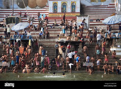 Hindu Pilgrims Take Part In Ritual Bathing Ganges River Varanasi Uttar Pradesh India Asia