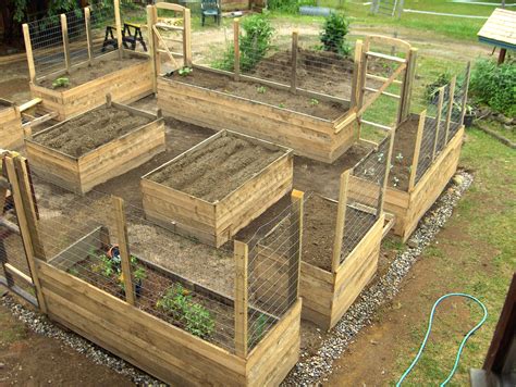 Deer Proof Raised Garden Bed With Deer Fence Plant Arts