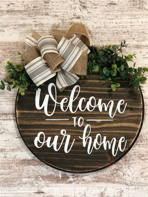 Welcome To Our Home Farmhouse Round Wooden Sign Door Hanging In 2020