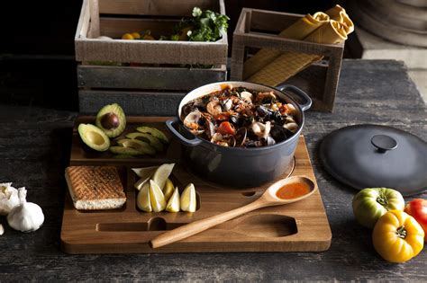 Check out our dutch oven selection for the very best in unique or custom, handmade pieces from our dutch ovens shops. Dutch Oven Station | Dutch oven, Oven, Food