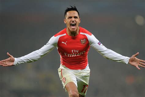 VIDEO: Alexis Sanchez proves he's Arsenal's key player ...by serenading ...