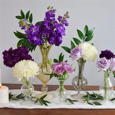 35 Lovely Bud Vase Centerpiece Decor Ideas For Your Dining Table Purple Wedding Flowers