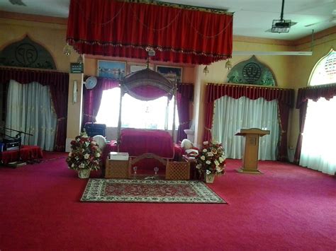 Pegangan/pedoman ini menawarkan 7 langkah yang tepat untuk membaca kitab suci secara efektif dan berhasilguna. AGAMA-AGAMA MINOR: AGAMA SIKH