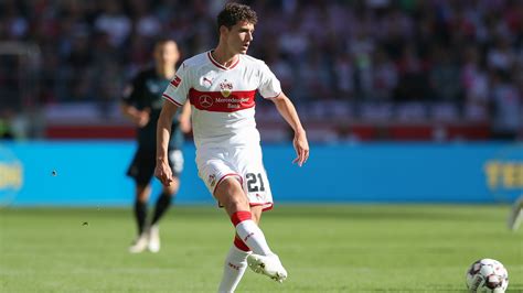 Theo hernandez bevorzuge es, in der nähe seines bruders lucas zu spielen. FC Bayern, News und Transfergerüchte: Pavard spricht über ...