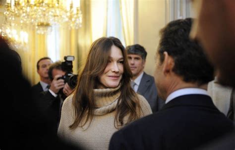 Selon Lhebdo Marianne Carla Bruni Sarkozy Au Coeur Dun Scandale
