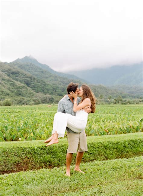 Kauai Wedding Elopement Photography Hawaiian Engagement