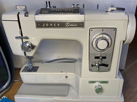 Jones 785 Sewing Machine