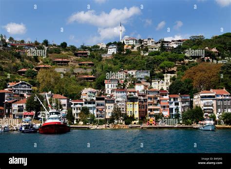 Istanbul Bosphorus Coastline From Yenikoy Tarabya Kirecburnu Byudere