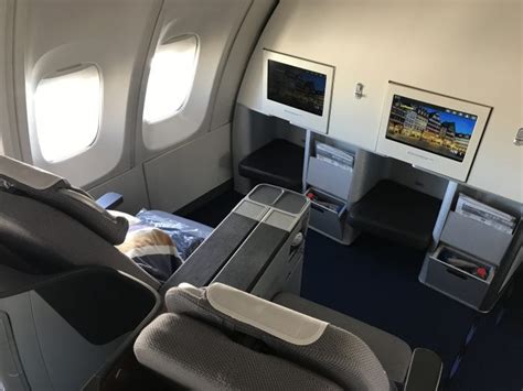 Lufthansa Boeing 747 400 Business Class Seats Review Businesser