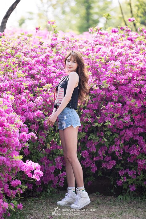 Han Ga Eun 20150426 Short Jeans ~ Korean Top Cute