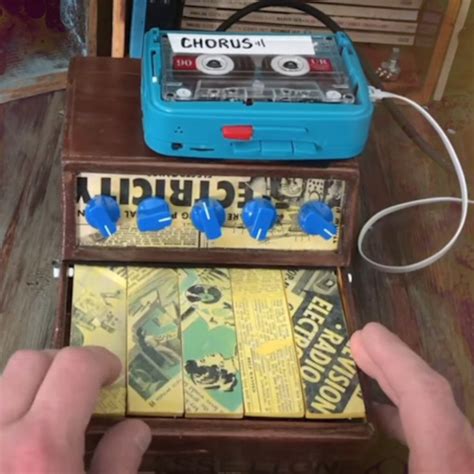 Cassette Synth Plays With Speed Control Hackaday