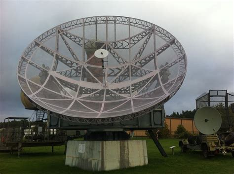 The bruneval raid (operation biting), which took place on the night of 27/28 february 1942, was a british ww2 operation by the newly formed parachute regiment against a german radar station on. Würzburg radar - Wikipedia