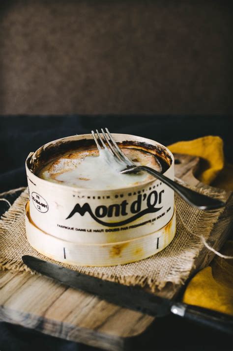 Mont dOr au four la boîte chaude