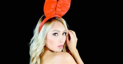 Daniella Ch Vez Se Coron Como Playboy Estados Unidos Radioactiva