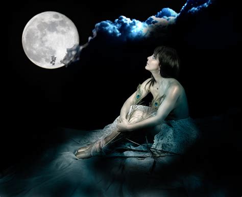 Moonlight Lady Photograph By Christopher Stewart