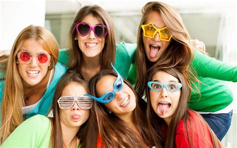 5 Ways To Have Fun At A High School Party