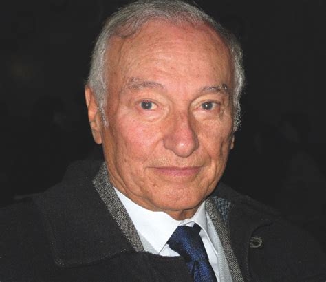 È una tappa fondamentale, un traguardo che accomuna tutte e tutti. L'opinione di Piero Angela - www.ideawebtv.it - Quotidiano ...