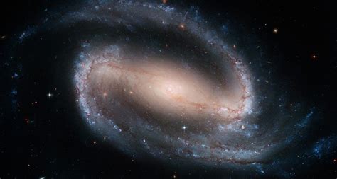 Galaxy Ngc 1300 Taken With The Hubble Space Telescope Peapix