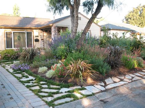 Drought Tolerant Front Yard Landscape Design Model