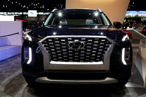 I got a hyper white calligraphy with beige/dark brown about a month ago and can tell you it's amazing. The Hyper-Luxurious 2021 Hyundai Palisade Calligraphy Is Here