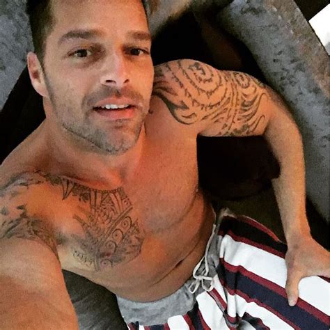 Los Tatuajes De Ricky Martin Y Sus Historias ⋆ Tatuajes Geniales