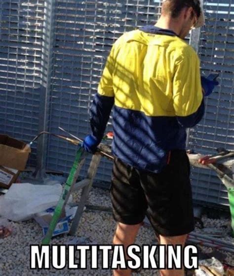 Construction Memes And Humor Hilarious Construction Fails Hilarious