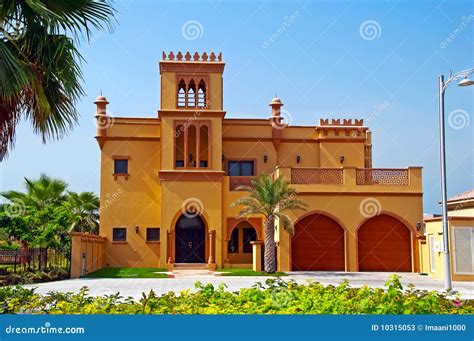 Arabian Villa Stock Image Image Of Building Gulf Wonder 10315053