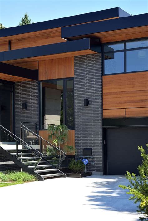 Classic And Timeless Design In West Coast Contemporary Exteriors