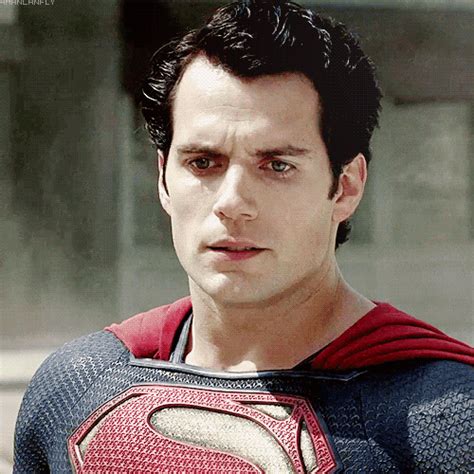 Henry Cavills Mustache Will Have To Be Erased From Justice League