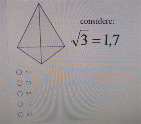 A figura abaixo representa uma pirâmide regular e reta Sabendo que a aresta da base mede cm e