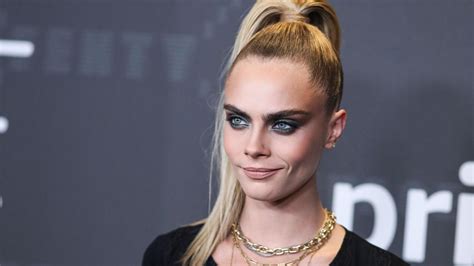 Cara Delevingne Watch Cara Delevingne Answers The Web S Most Searched