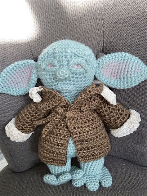 12 Crocheted Baby Yoda With Pink Eyes Star Wars