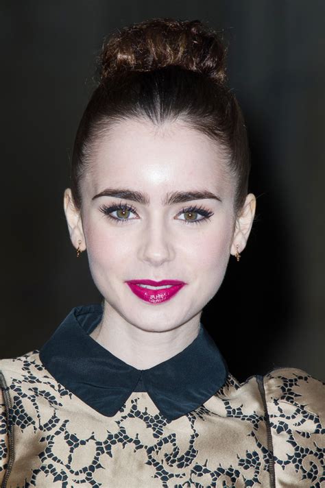 Lily Collins Pink Lipstick Lily Collins Looks Stylebistro