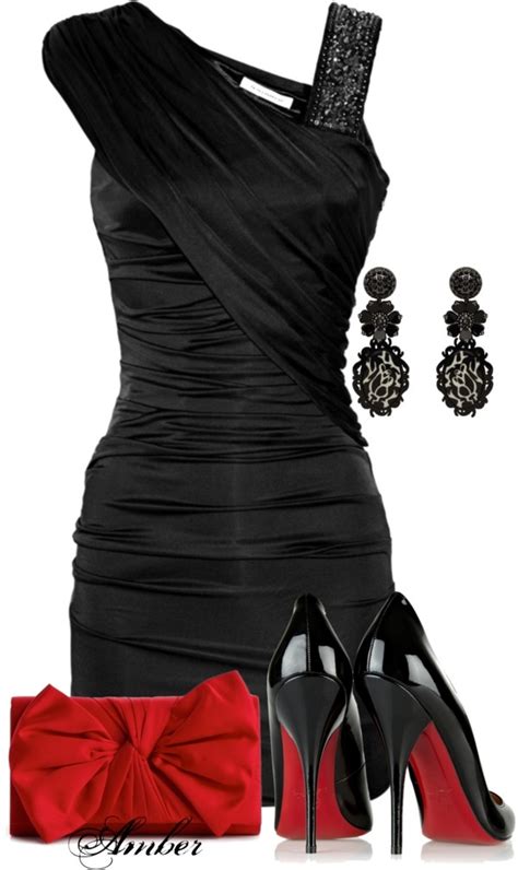 32 Pretty In Black 39 Fabulous Date Night Outfit Ideas → 👗
