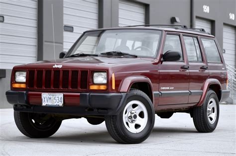 2000 Jeep Cherokee Sport 4x4 For Sale On Bat Auctions Sold For