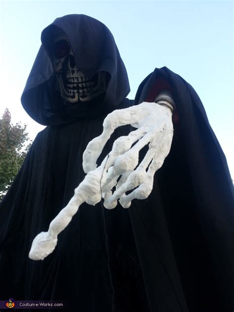 17 Diy Grim Reaper Costume Ideas In 2022 44 Fashion Street