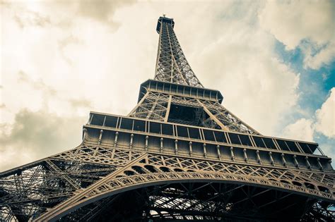 Eiffel Tower 10 Facts You Didnt Know Enticetrip