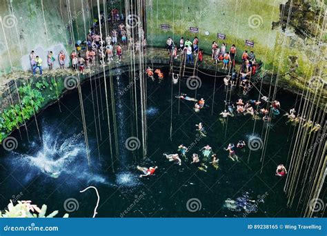 Cenote In Chichen Itza Mexico Editorial Image Image Of Sacrifice