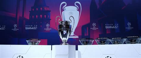 La ligue europa a dévoilé le secret de saison par le tirage complet des seizièmes de finale. Tirage Ligue Europa 2021 - Europa League Voici Les ...