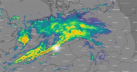 Worldwide animated weather map, with easy to use layers and precise spot forecast. skyradar.pl: RADAR POGODOWY - Radarowa mapa pogodowa