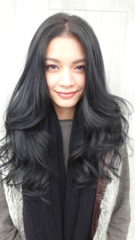 Apply to root area first to lift it. Dark gray hair color, make the hair lift | Gray color ...