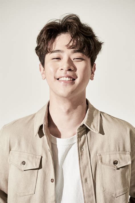 Park jung min is a south korean actor, singer and lyricist. D-인터뷰 박정민 "몰아붙이는 나, 조금 관대해지고파"