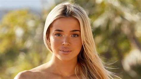 olivia dunne shares her favorite photo from her 2023 si swimsuit photo shoot