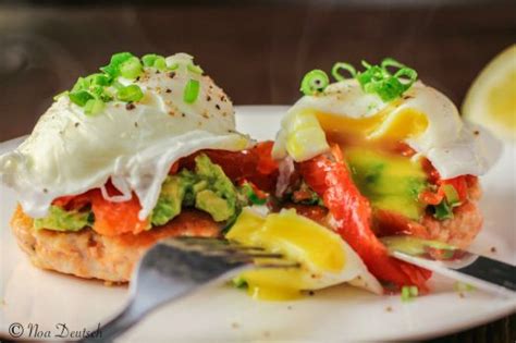 Salmon roe is a delightful treat if prepared the right way. Solve Double Salmon Eggs Benedict by Noah Deutsch jigsaw puzzle online with 77 pieces