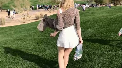 Taking Off Her Panties Next To The Green At A Golf Tournament X Post Rholdthemoan Scrolller