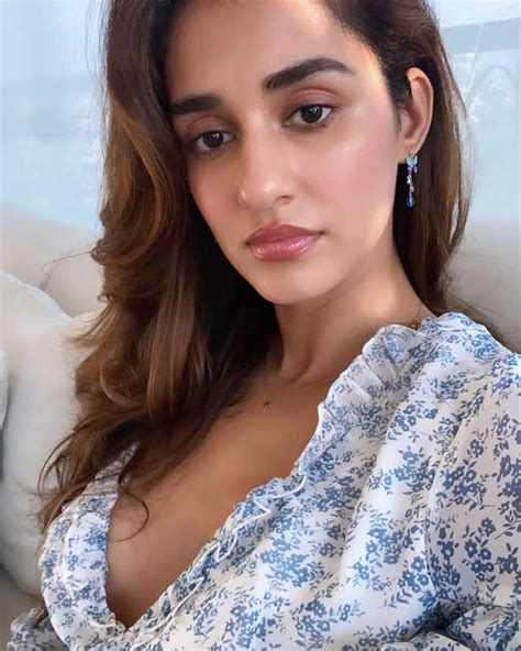 disha patani makes heads turn with her ravishing pictures photogallery etimes