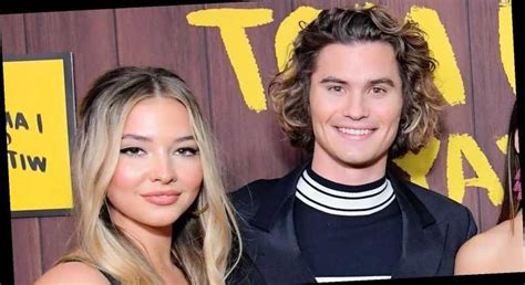 They're officially dating in real life! Chase Stokes Confirms He's Dating 'Outer Banks' Co-Star ...