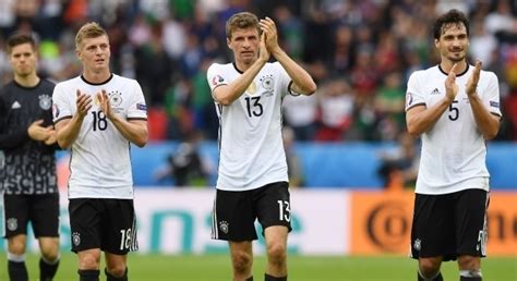 Aqui só os jogadores da alemanha e seu capitão florian mayer podem comentar sobre a escalação e a tática da equipe. Alemanha convoca seleção com sete remanescentes do '7 a 1 ...
