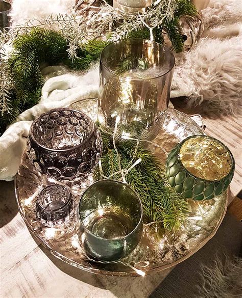 Natürlich dürfen dekorative elemente nicht fehlen. » Adventskranz entdecken und online bestellen - von ...